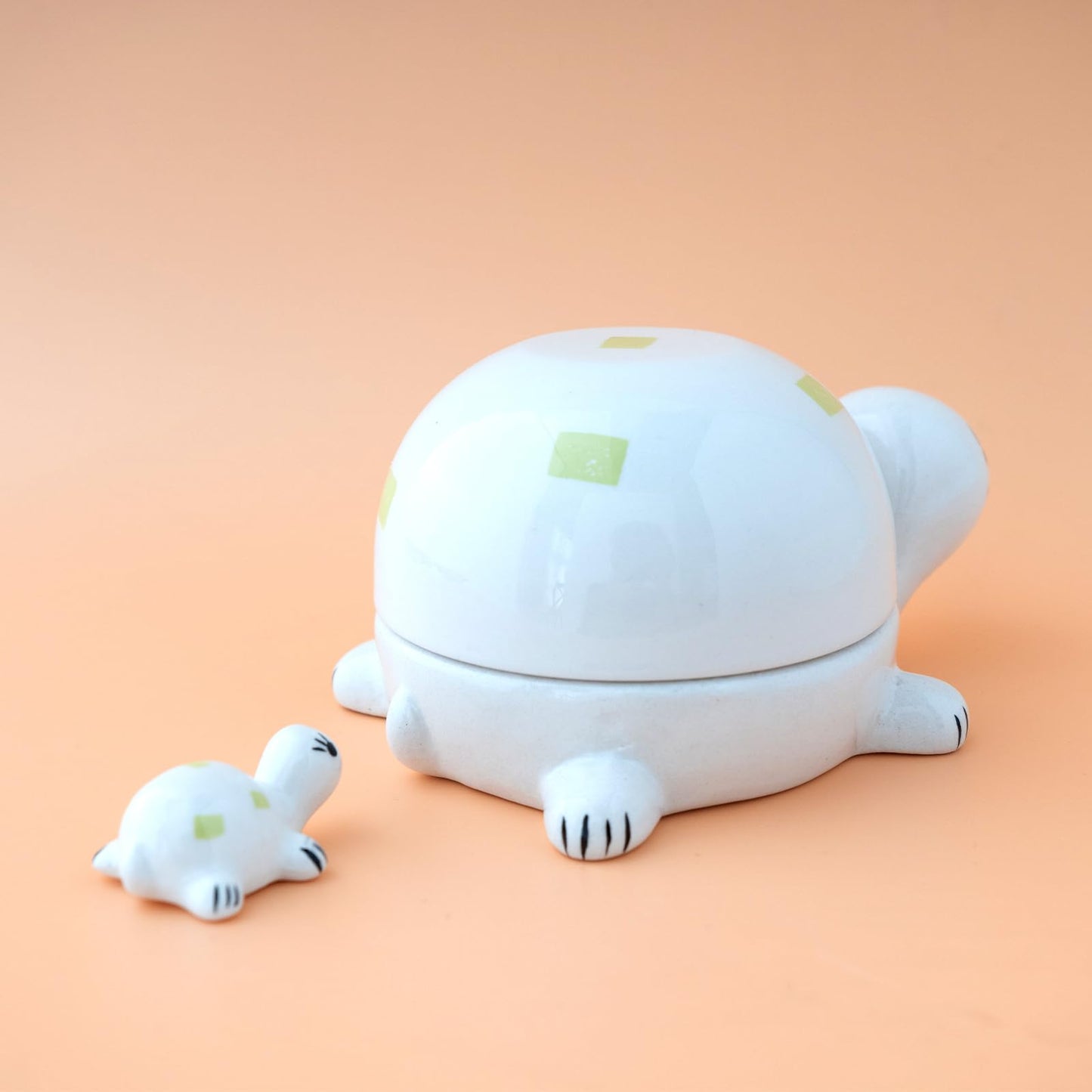 Turtle Design Ceramic Paint Palette with Water Bowl Brush Holder & Reusable Environmental Friendly Tray for Ceramic for Workspace Decor and Outdoor Sketching ,Gifts for Painting Lovers