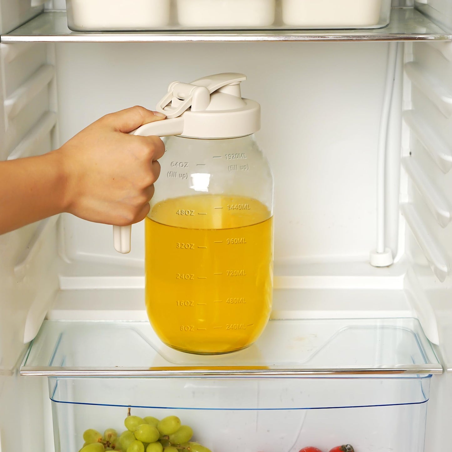 YORY 2 Quart Glass Pitcher with Filter Lid Airtight Cold Water Jug for Lemonade Tea Juice Milk Iced Coffee Fruit Drinks Airtight,64 oz