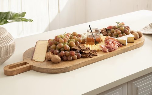 Kate and Laurel Staven Transitional Capsule Serving Board; 30 x 11; Natural Wood; Modern Food-Safe Charcuterie Board Made from Solid Mango Wood for Use as Kitchen Countertop Cheese Board