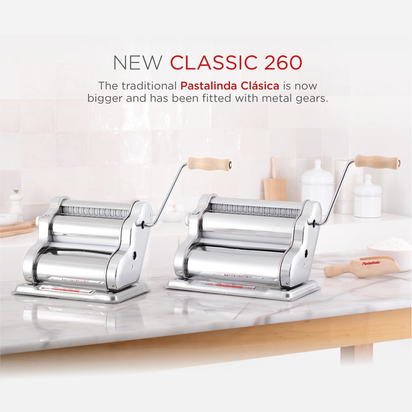 PASTALINDA Classic 260 Pasta Maker Machine, 26 cm Wide Rollers, 9 Thickness Positions, 2 Cutting Positions, Stainless Steel. Includes Reinforced Hand Crank And Two Clamps (Pastel Green)