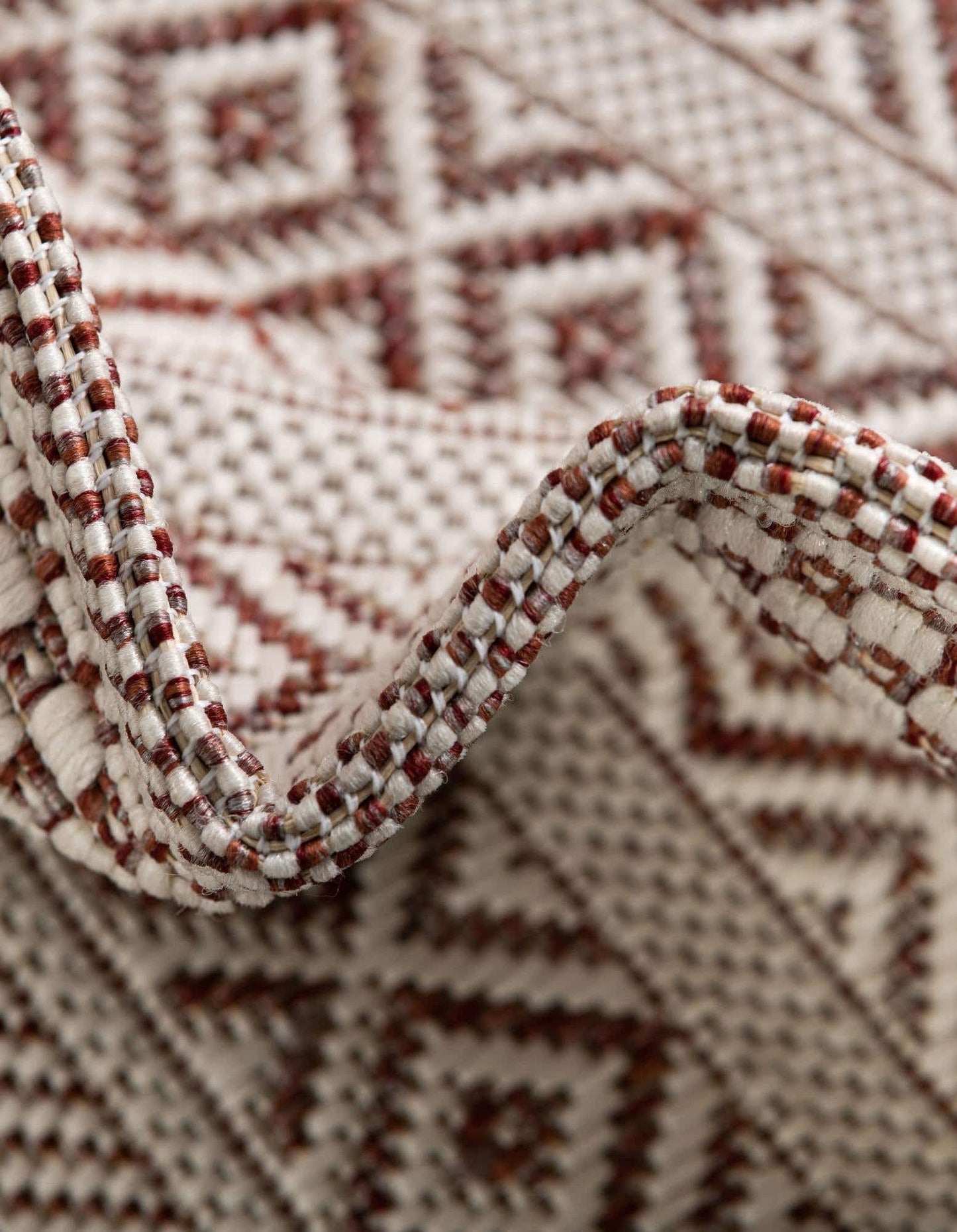 Unique Loom Outdoor Striped Collection Area Rug - Maia (10' x 14' 1" Rectangle, Red/Ivory)