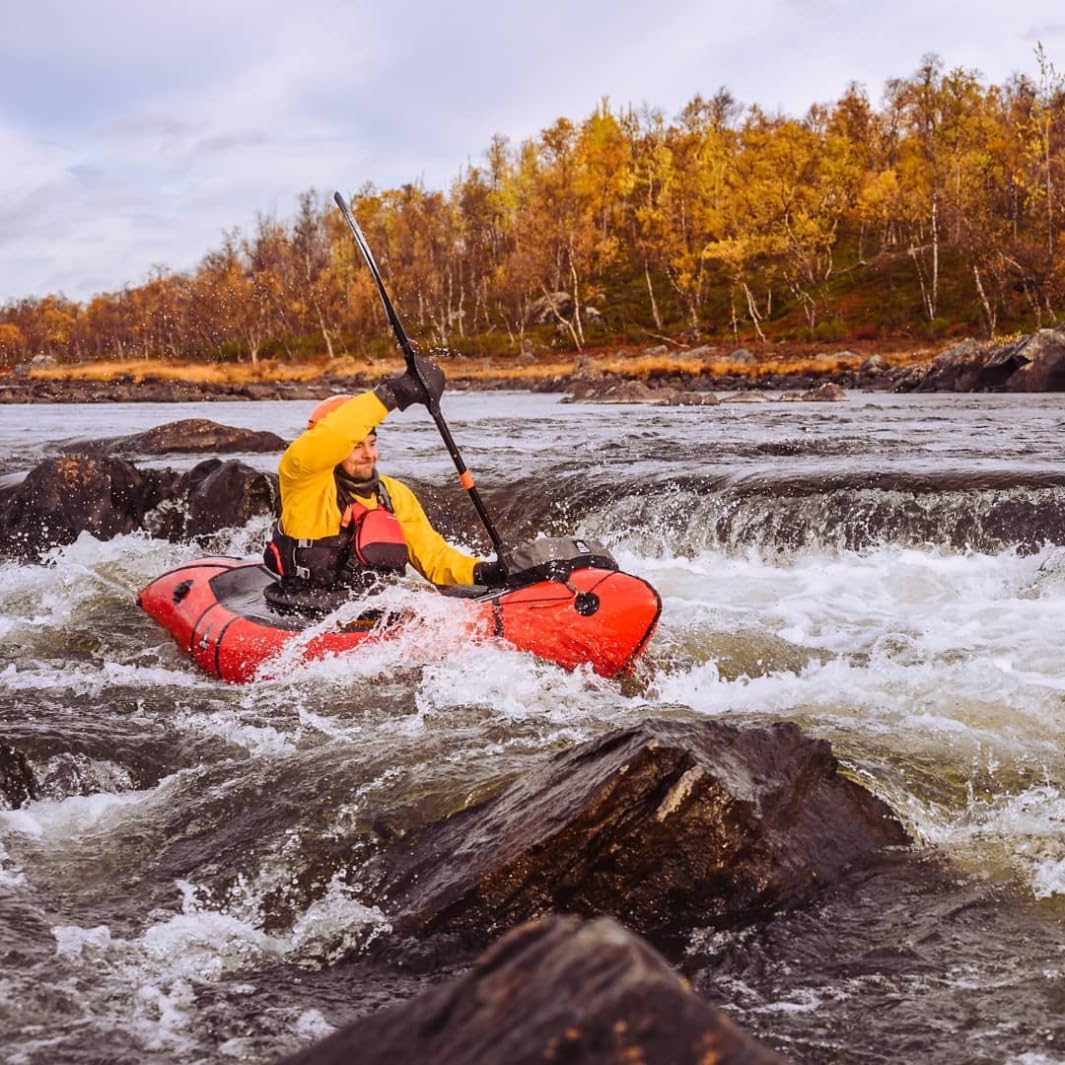 AQUA BOUND Manta Ray Carbon 2 Piece Posi-Lok™ Kayak Paddle – Lightweight Carbon Shaft, Carbon-Reinforced Nylon Blades with Dihedral Design, High-Angle Performance