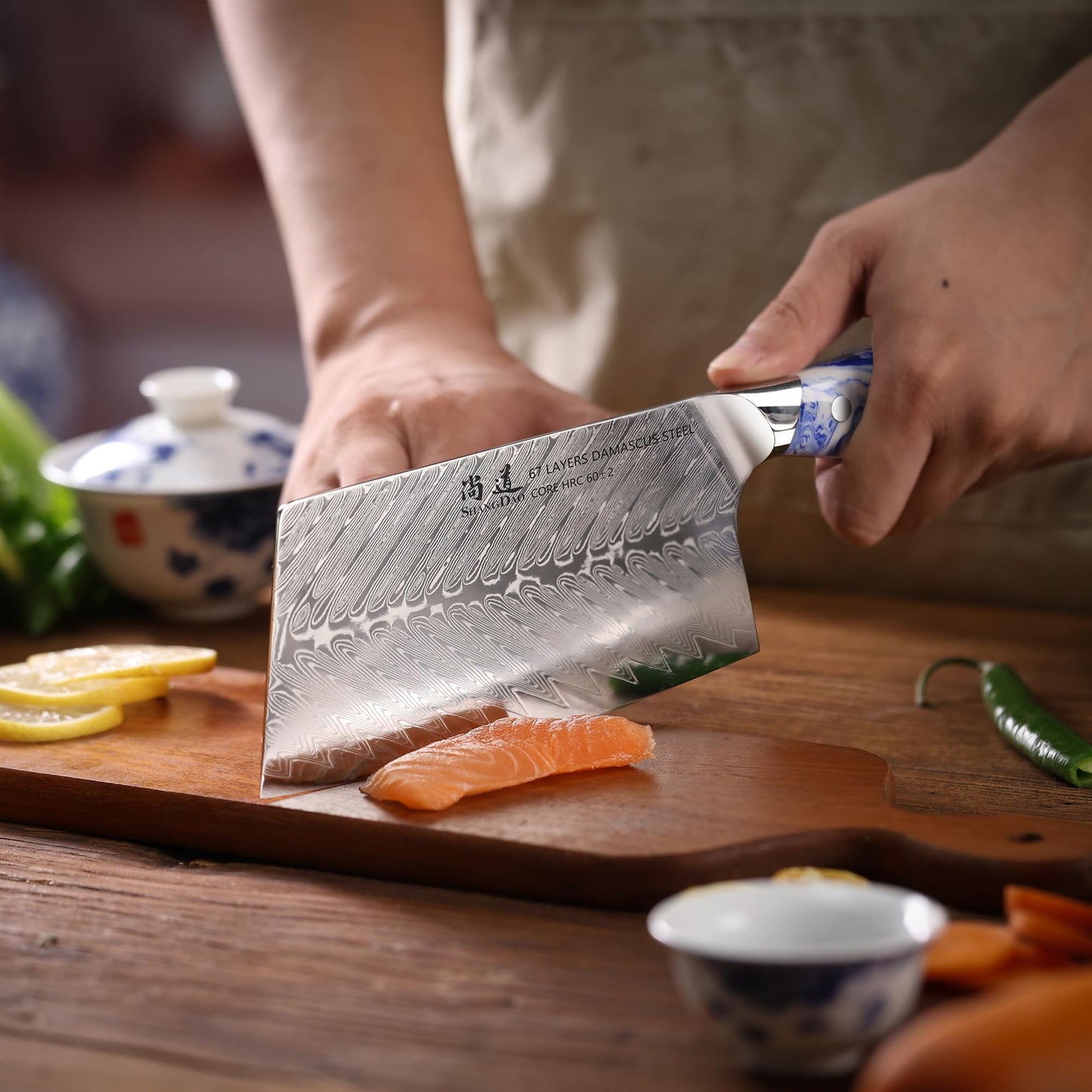 SHANGDAO Damascus Kitchen Knife Set with Magnetic Knife Block, 5 PCS Razor Sharp Kitchen Knives Made of Japanese Damascus Steelwith Block, Full Tang Ergonomic Resin Handle Chef Knife With Gift Box