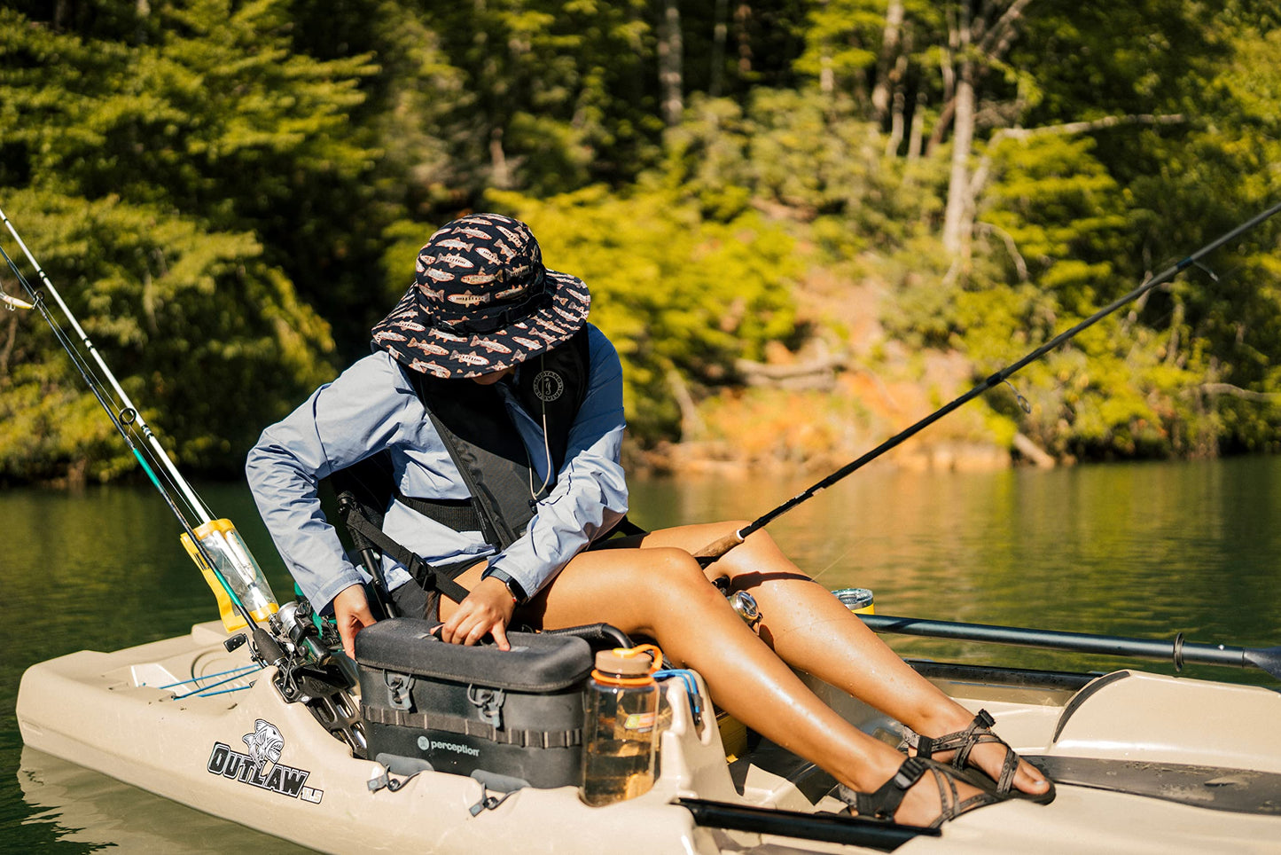 Perception Kayaks Outlaw 11.5 - Sit on Top Fishing Kayak - Fold Away Lawn Chair Seat - 4 Rod Holders - Integrated Tackle Trays - 11.5 ft - Moss Camo