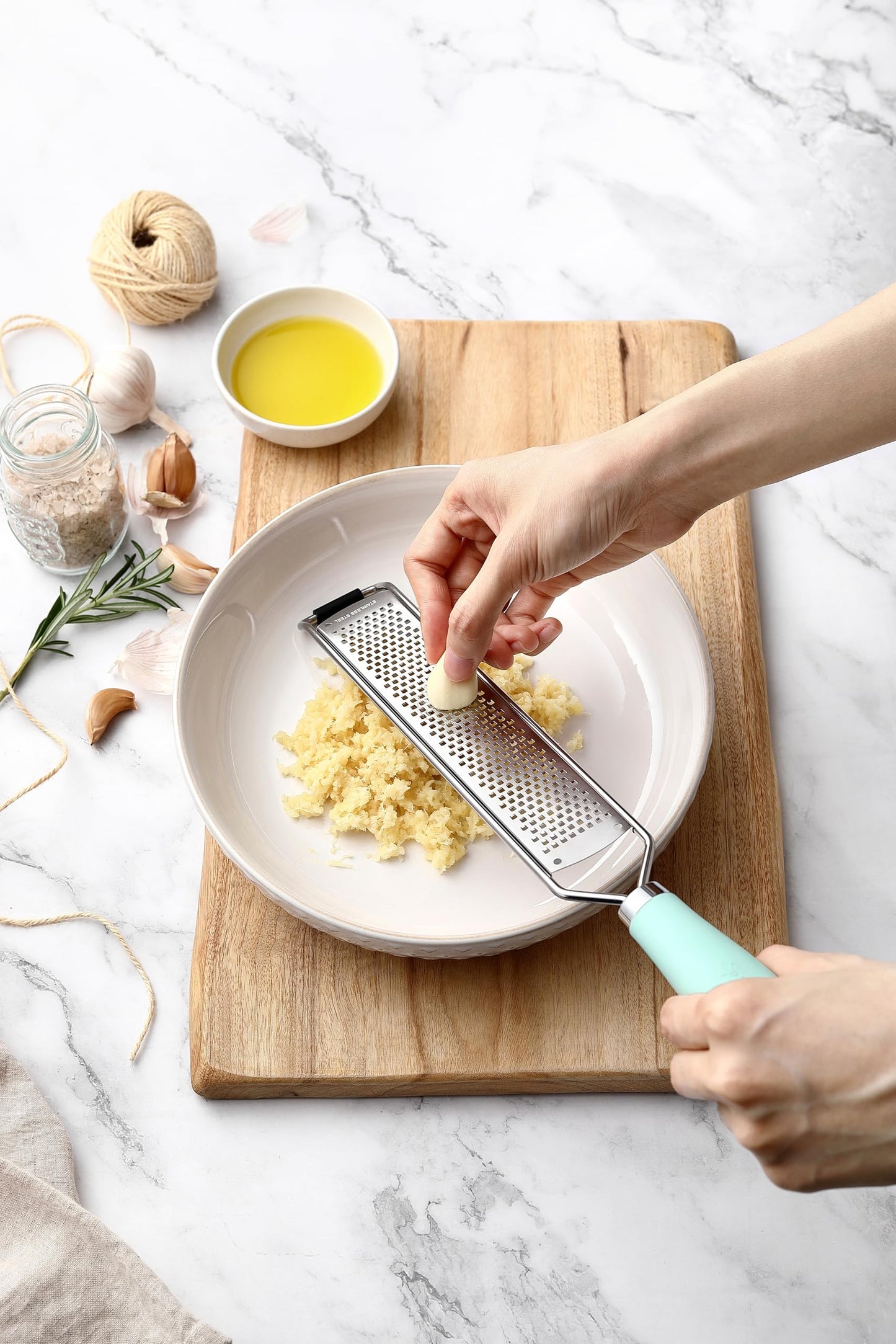 Spring Chef Stainless Steel Lemon Zester Grater with Handle - Garlic, Cheese, Parmesan, Nutmeg, Lime, Ginger Grater - Heavy Duty Kitchen Tool - Citrus Zester with Blade Cover - Fine Shred - Mint