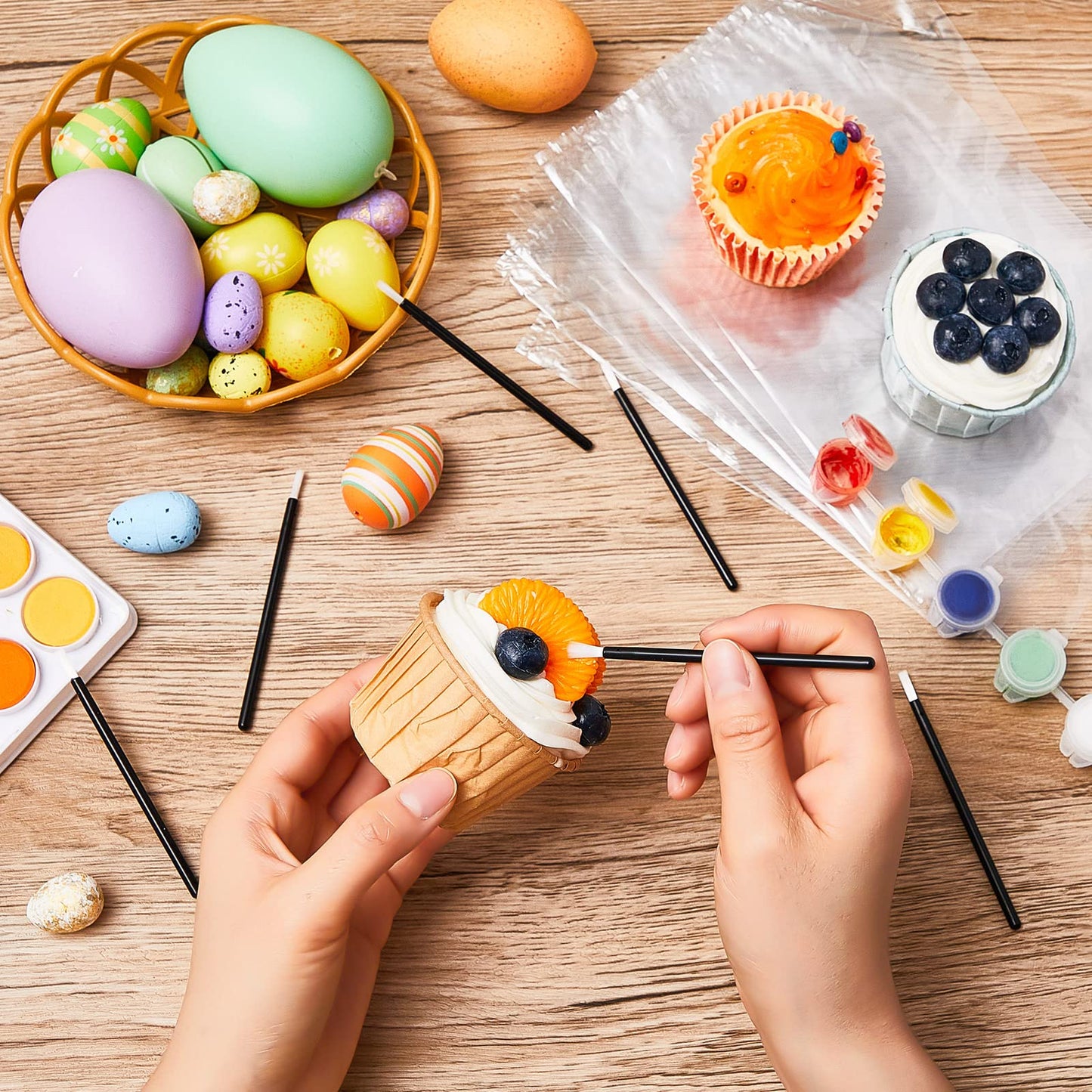150 Pcs PYO Paint Your Own Mini Paint Brushes for Cookies Disposable with Soft Brush Head Wands with 150 Pcs Cookie Packaging Bags Edible Cupcakes