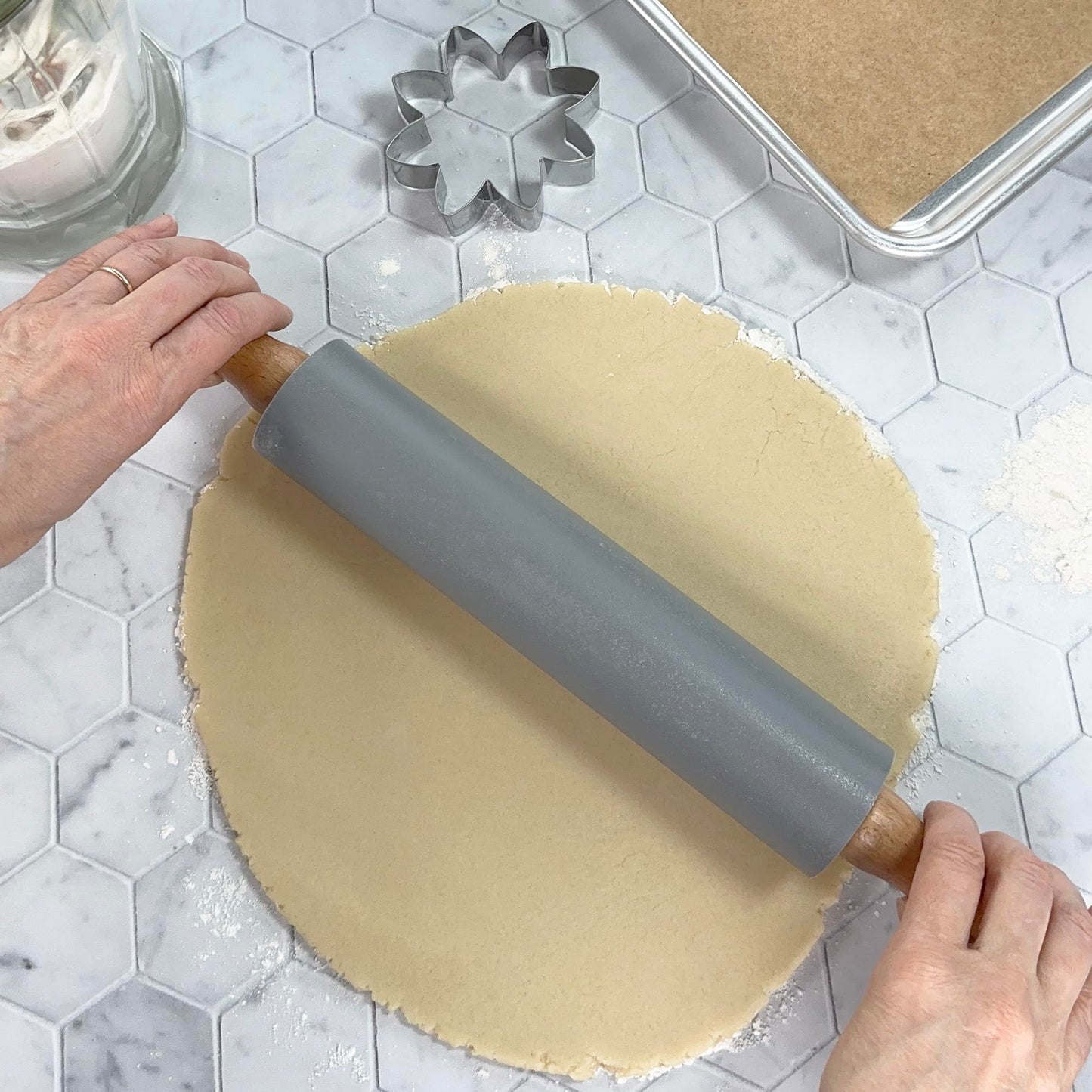 R&M 17 Inch Silicone Rolling Pin, Large Barrel 9.75 Inches Long, 2 Inches Diameter, Non-Stick For All Your Baking Needs