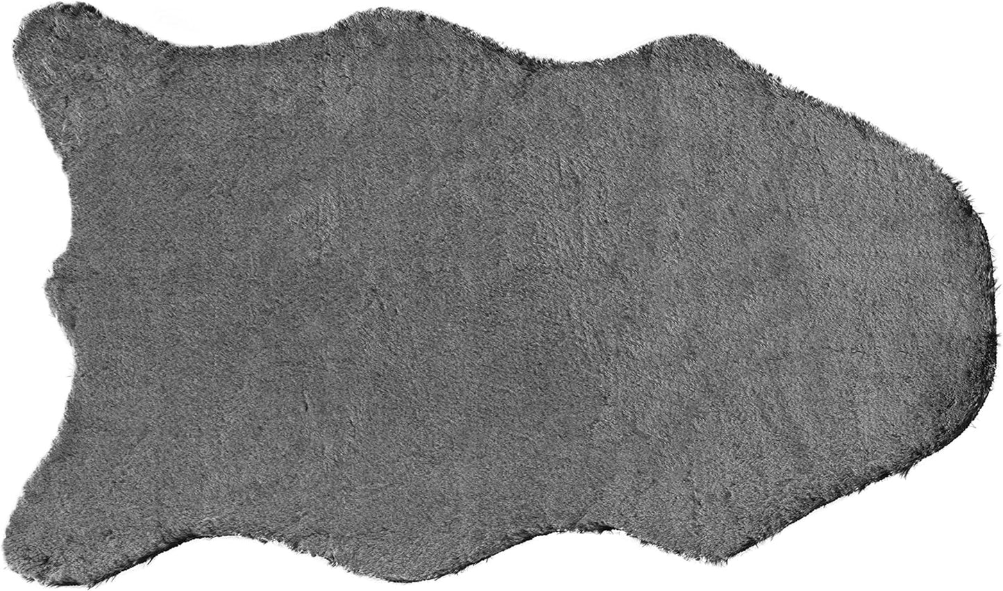 Walk on Me Faux Rabbit Area Rug, Plush Animal Rug, 100% Polyester, 24"x39", Black/White