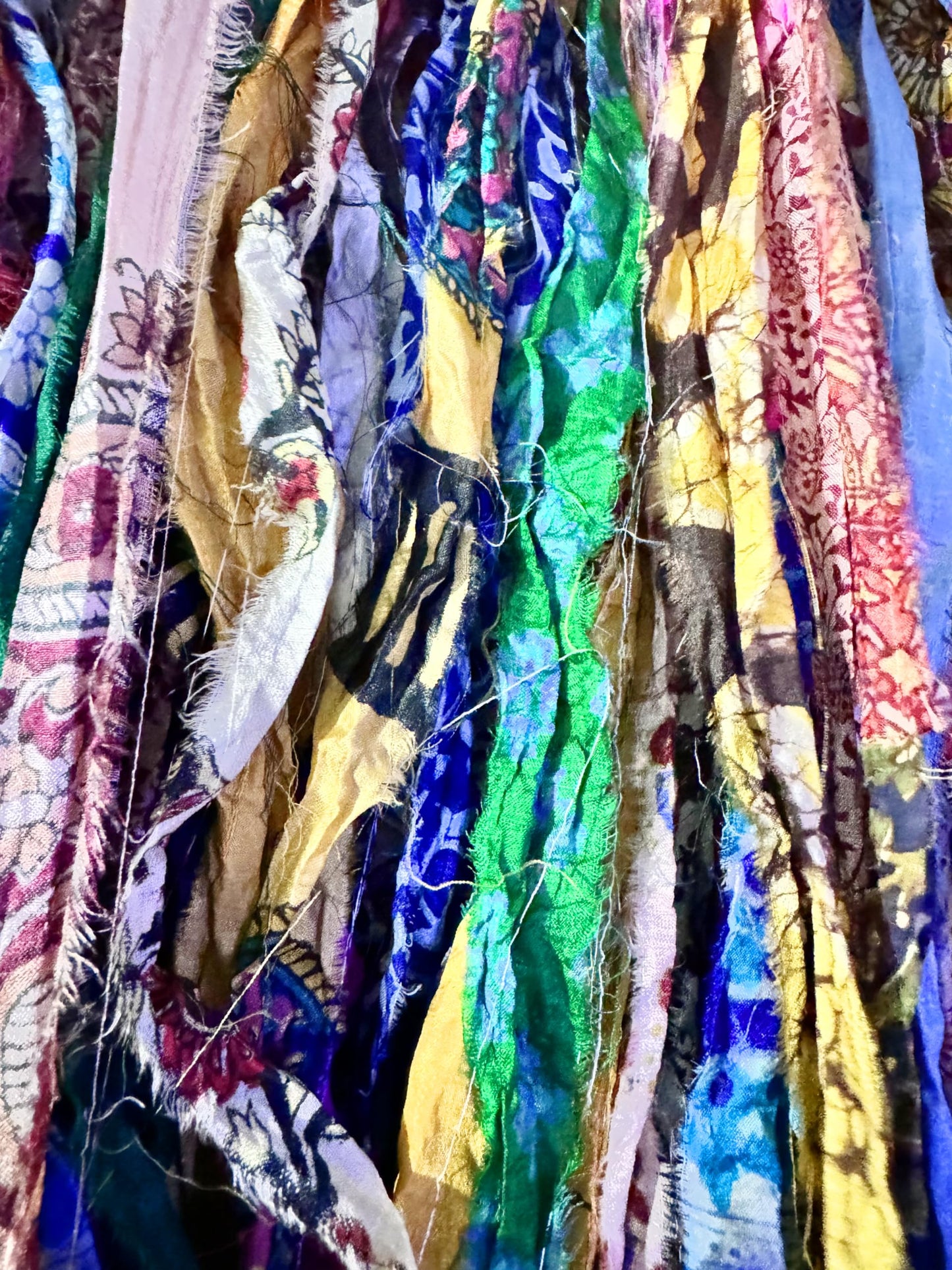 Maker's Craft Pattern Printed Sari Silk Ribbon Yarn 50 Yards, 100Grams for DIY, Knitting, Crocheting, Gift Wrapping, Christmas Decoration, Macrame Makers, Jewelry Making, Rugs Hooking