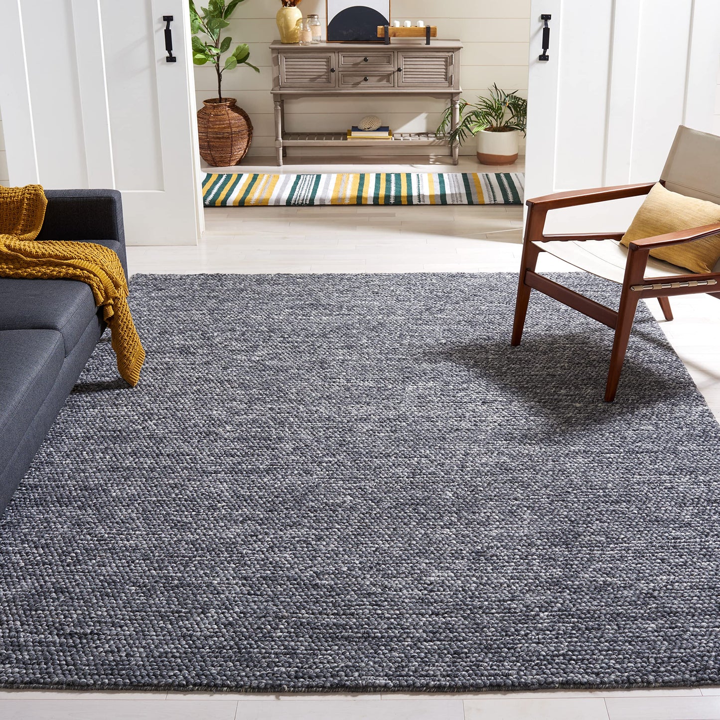 SAFAVIEH Area Rug 8x10 - Natura Collection - Large - Dark Grey, Handmade Wool Blend, Textured Design, Ideal for Living Room, Bedroom, Dining Space (NAT620H)