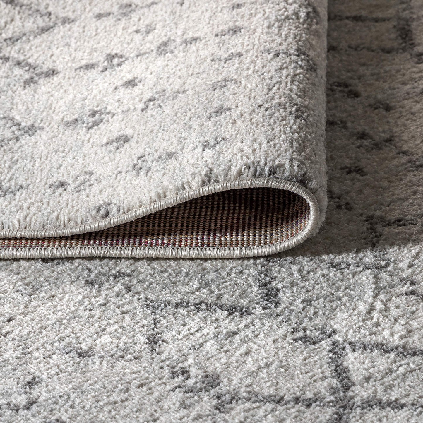 JONATHAN Y Boho Vintage Diamond Cream/Gray Square Area Rug 6X6 ft, Moroccan Hype for Living Room, Bedroom, Kitchen, Office, Easy-Cleaning, High Traffic, Pet-Friendly, Non-Shedding (MOH101B-6SQ)