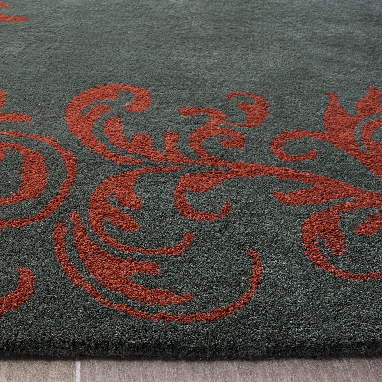 SAFAVIEH Bella Collection 8' x 10' Blue / Coral BEL350A Handmade Premium Wool Area Rug