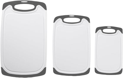 Restaurantware Comfy Grip Cutting Board Set, 3-Piece Food-Grade Kitchen Board Set with TPR Border and Handle