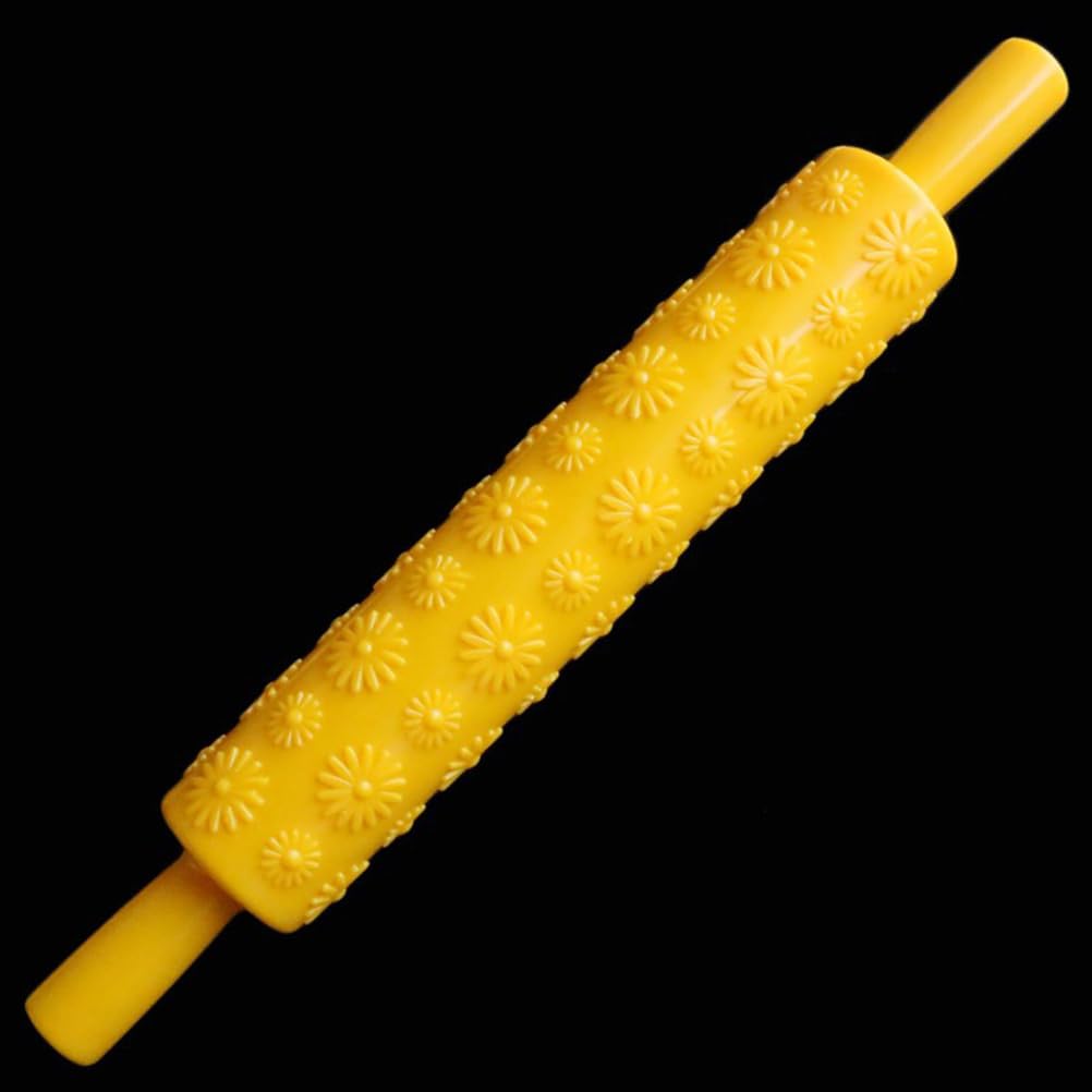 Ciieeo 4pcs Embossed Rolling Pin for Fondant Sugarcraft Floral Patterns Rose Heart Butterfly Daisy Portable Decorating Tool for Cakes Pastry Baking