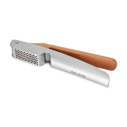 Full Circle Crushed It - Easy-Clean Stainless Steel Garlic Press - Effortless Crushing and Quick Mess-Free Clean-Up - Integrated Cleaner Scraper, Dishwasher safe