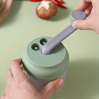 Baby Food Grinder & Manual Garlic Chopper, Portable Hand Operated Garlic Crusher Garlic Mincing Tool Garlic Masher Handheld Garlic Press for Outdoor Picnics and Home Use