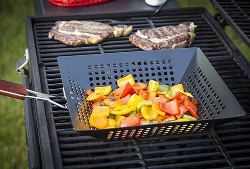 TableCraft BBQ Nonstick 21-Inch Square Grilling Basket with Wood Handle, Black
