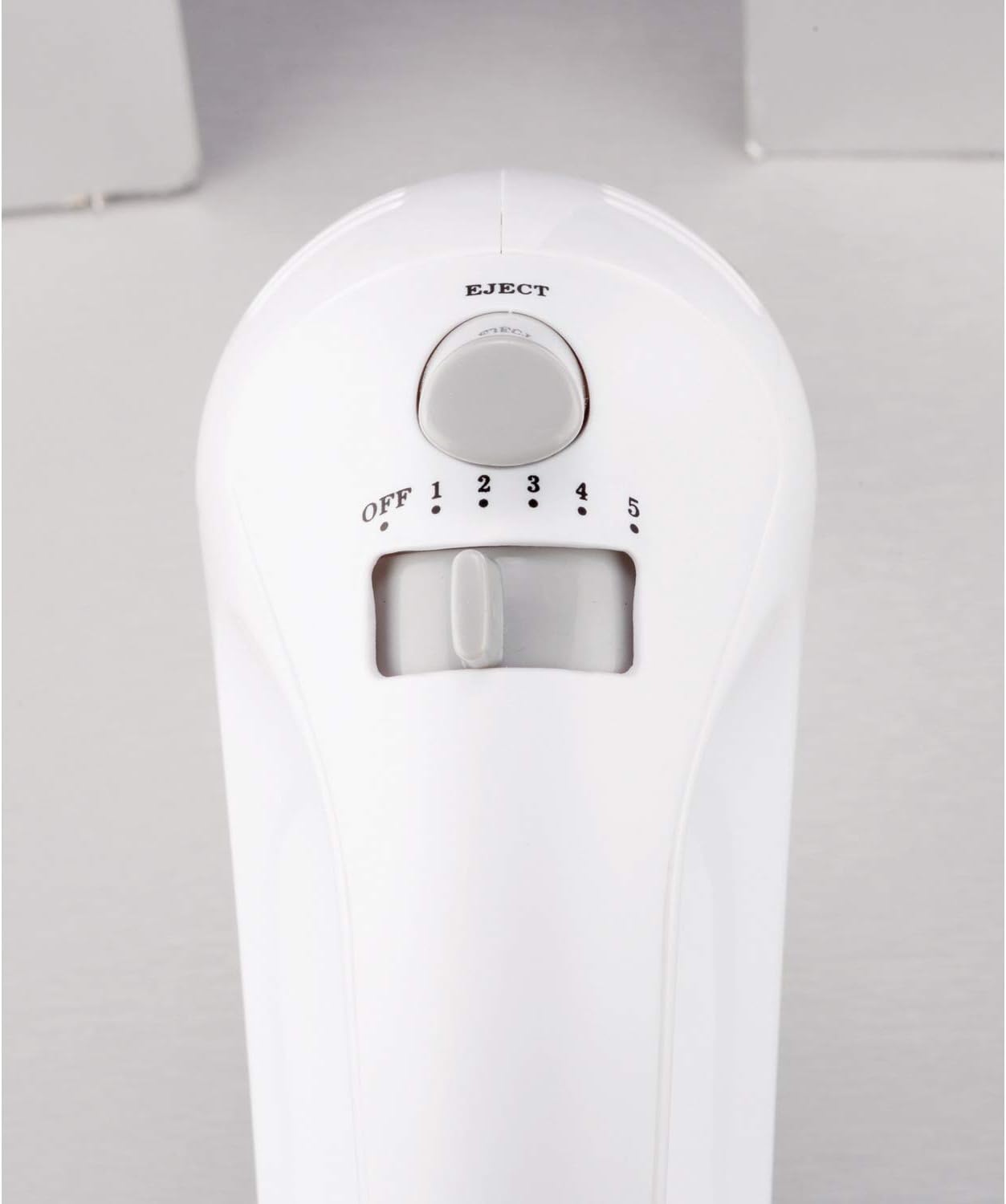 Brentwood Electric Hand Mixer - Lightweight 5-Speed, White