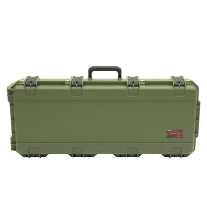 SKB Cases iSeries 3i-3614-PL-M Small Parallel Limb Bow Case, Hard Shell Compound Bow and Arrow Case with Wheels and Trigger Latch System