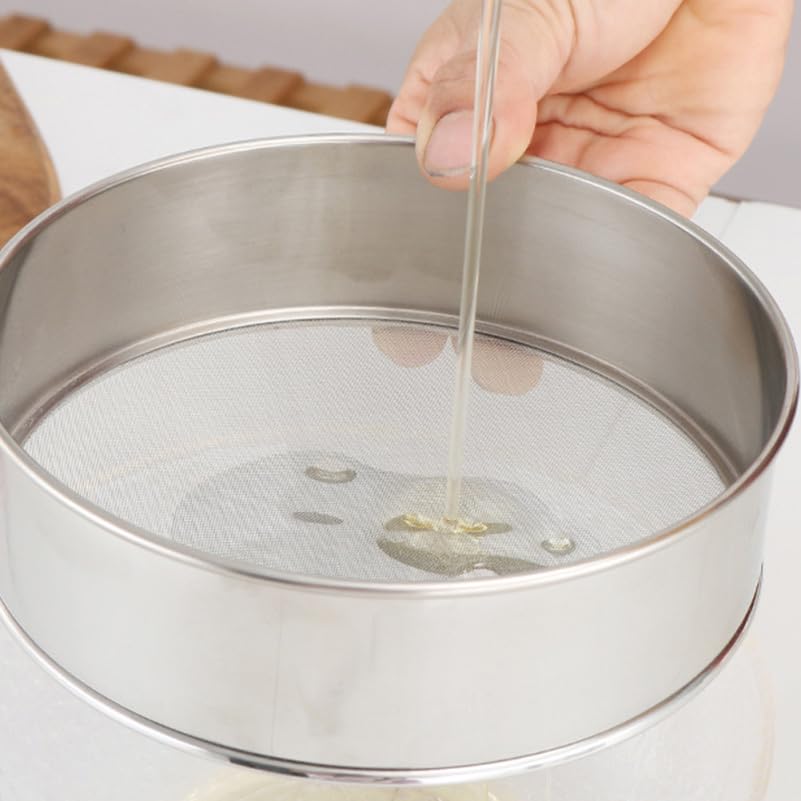 PRETYZOOM Stainless Steel Fine Mesh Flour Sifter 11.81 Inch Handheld Round Sieve Strainer for Baking Cake Bread Pastry Sugar Kitchen Tool