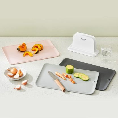Premium Upgraded doblé Non-Scratch Flexible Cutting Board for Chopping, Scratch Free, Juice Grooves with Easy Grip Handle, Non-Slip Dishwasher Safe for Kitchen 9.3" x 13.7" (Deep Black)