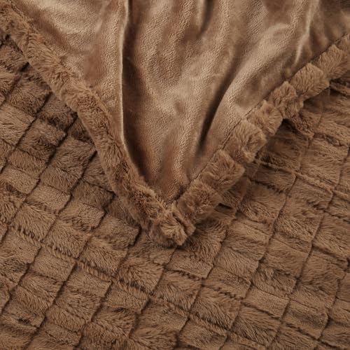 Beautyrest Zuri Reversible Faux Fur to Mink Electric Blanket, Auto Shut Off, Virtually Zero EMF, Multi Heat Setting, UL Certified, Machine Washable, Natural Marble Throw 50x70