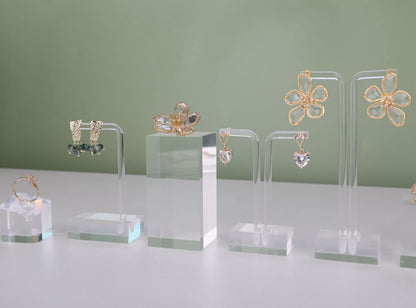 GemeShou Acrylic ring risers for display, Clear jewelry stand display risers, Retail earring riser for display home decor【1.57 L x1.57 W x3.15 H inch】