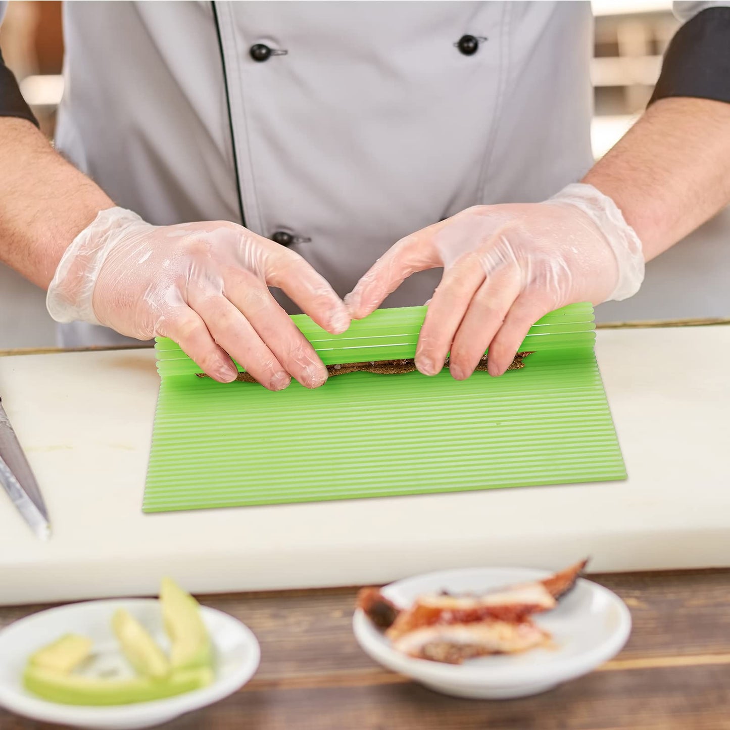 Hoolerry 3 Pieces Kitchen Sushi Rolling Mat Non Stick Japanese Plastic Sushi Plates Making Kit Rolling Maker Homemade for Kitchen Home Cooking DIY(Green)