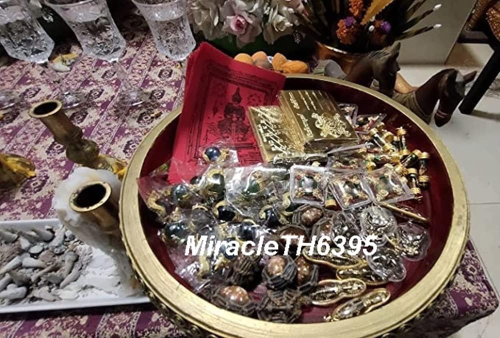 Thai Magic Amulet Wessuwan Giant God Statue Pendant, Waterproof Talisman Cloth for Protection from Evil Spirits and
