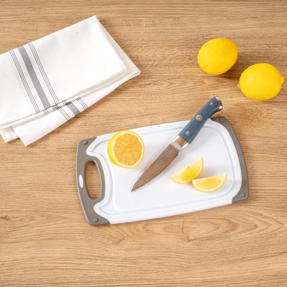 Restaurantware Comfy Grip Cutting Board Set, 3-Piece Food-Grade Kitchen Board Set with TPR Border and Handle