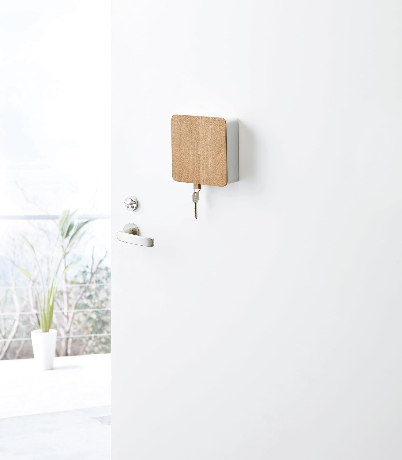 Yamazaki Home Square Magnetic Keychain Organizer | Steel + Wood | Key Storage, One Size, Ash