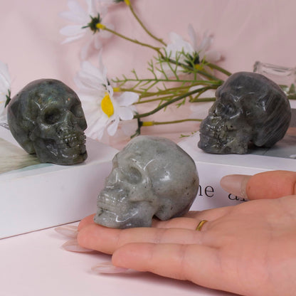 Ytbeoxk 2inch Labradorite Crystal Carved Skull Statue Spiritual Decor Skull Bathroom Decor Bathroom Decor Home Office Decoration Hand Carved Gemstone Reiki Healing for Woman Gift.