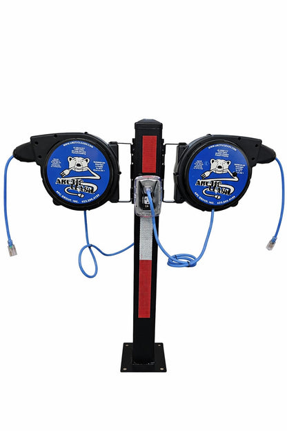 ARCTIC LEASH Outdoor Extreme Cold Weather Retractable Extension Cord Reel – 70 ft Heavy-Duty 12/3 SJEOOW Cable with 20A Resettable Breaker, 180° Swivel Mount, Retractable to -60°F, AL-702012-F