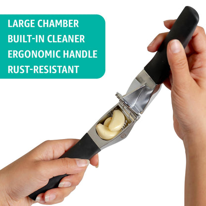 Garlic Press Set – Heavy Duty Rust-Resistant Garlic Crusher & Mincer with Ergonomic Handles, Easy Squeeze Manual Garlic Press, Cleaning Brush & Silicone Peeler, Large Chamber Kitchen Tool