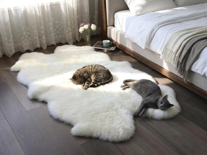 AGFNGE Sheepskin Rug, Fluffy Shaggy Area Rug, Super Soft 48‘’ x 72‘’ Sheepskin Rug, Decorative Rugs for Bedroom, Children's Room, Living Room (Pearly White, 48”×72”)
