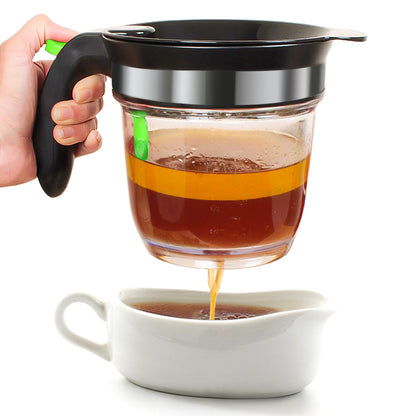 Fat Separator With Bottom Release, 4 Cup Gravy Separator for Cooking with Oil Strainer, Kitchen Gadgets Grease Separator Packaged with a 3-in-1 Multifunctional Peeler (Green)