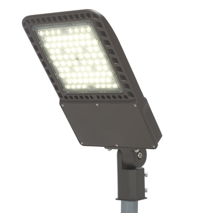 SAFAVIEH Lighting Collection – 200W LED Commercial Street Light, Outdoor IP65/IP66 Parking Lot & Roadway Fixture, 120–140LM/W, Dimmable, 3000K–6500K, Smart Control Compatible (CLT3200W)