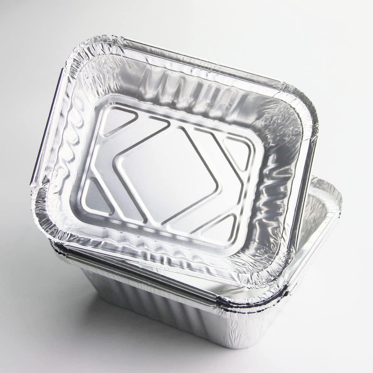 PARTY BARGAINS 1 Lb. Small Aluminum Pan with Lids - 50 Pack Disposable Take-Out Pans