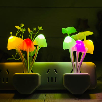 ZEZHOU Smart Sensor Led Night Lights - 2Pack 7 Color Changing Mushroom Nightlight Dusk to Dawn Sensor Auto On/Off, 0.6W Plug-in Wall Dream Bed Lamp, Gift Ideal for Nursery Baby Kids Children Adults