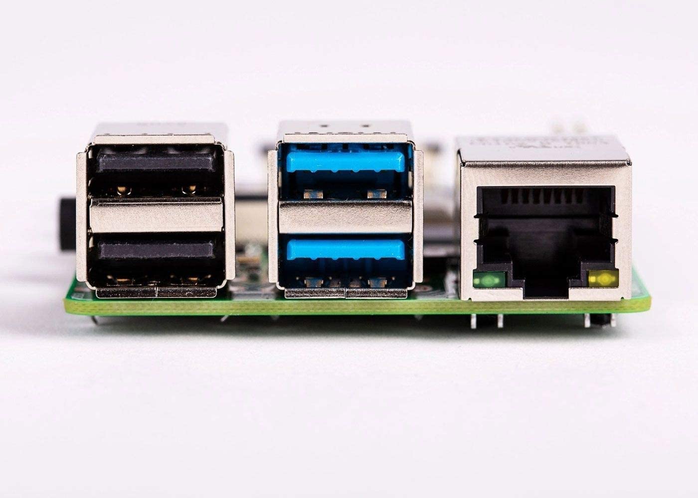 Raspberry Pi 4 Computer Model B 8GB Single Board Computer Suitable for Building Mini PC/Smart Robot/Game Console/Workstation/Media Center/Etc.