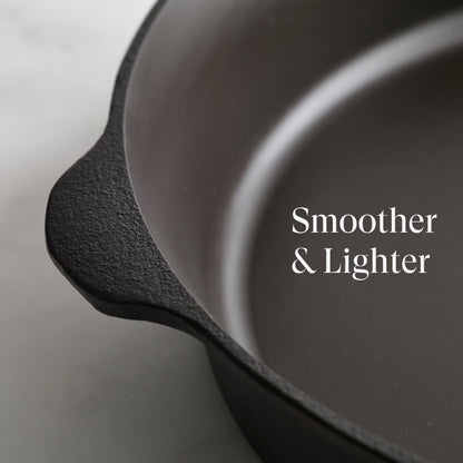 Field Company No.8 Skillet and Matching No.8 Cast Iron Skillet Lid