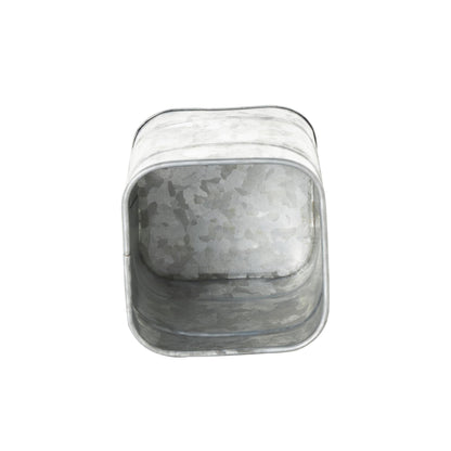 Deco 79 Metal Decorative Canisters Decorative Containers, Set of 2 Decorative Keepsake Boxes 8", 7"H, Silver