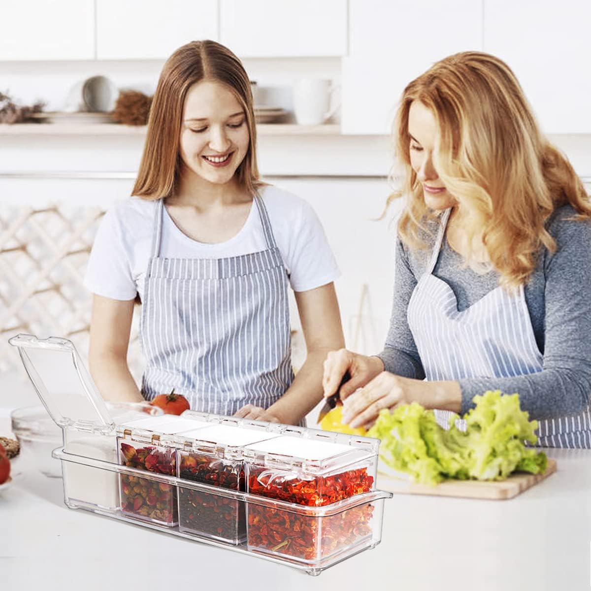 HANHAN Clear Seasoning Boxes, 4 PCS Acrylic Spice Shakers with Spoon, Lid & Tray for Kitchen Storage (Clear)