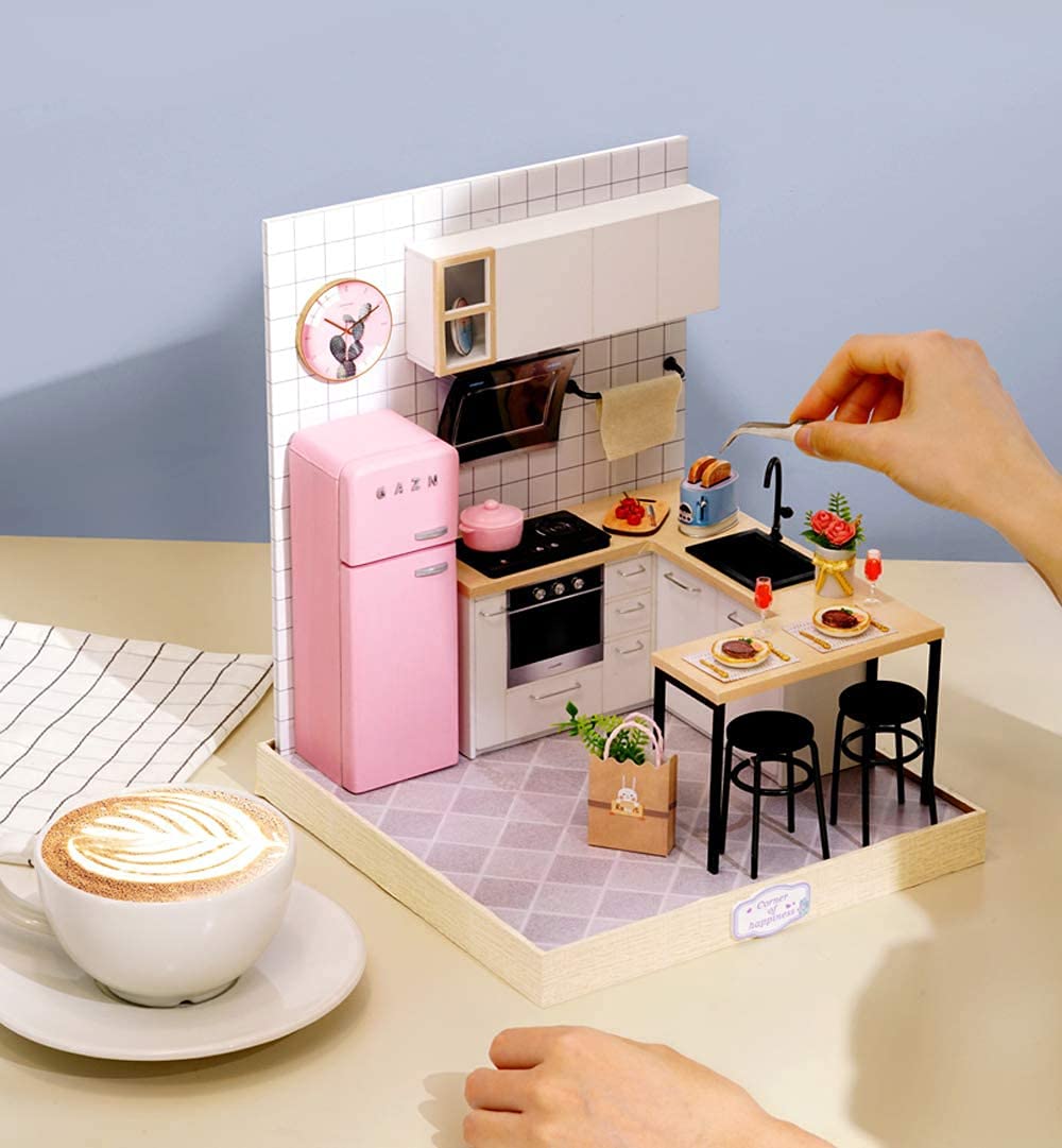 Flever Dollhouse Miniature DIY House Kit Creative Room with Furniture for Romantic Artwork Gift (Taste of Life)