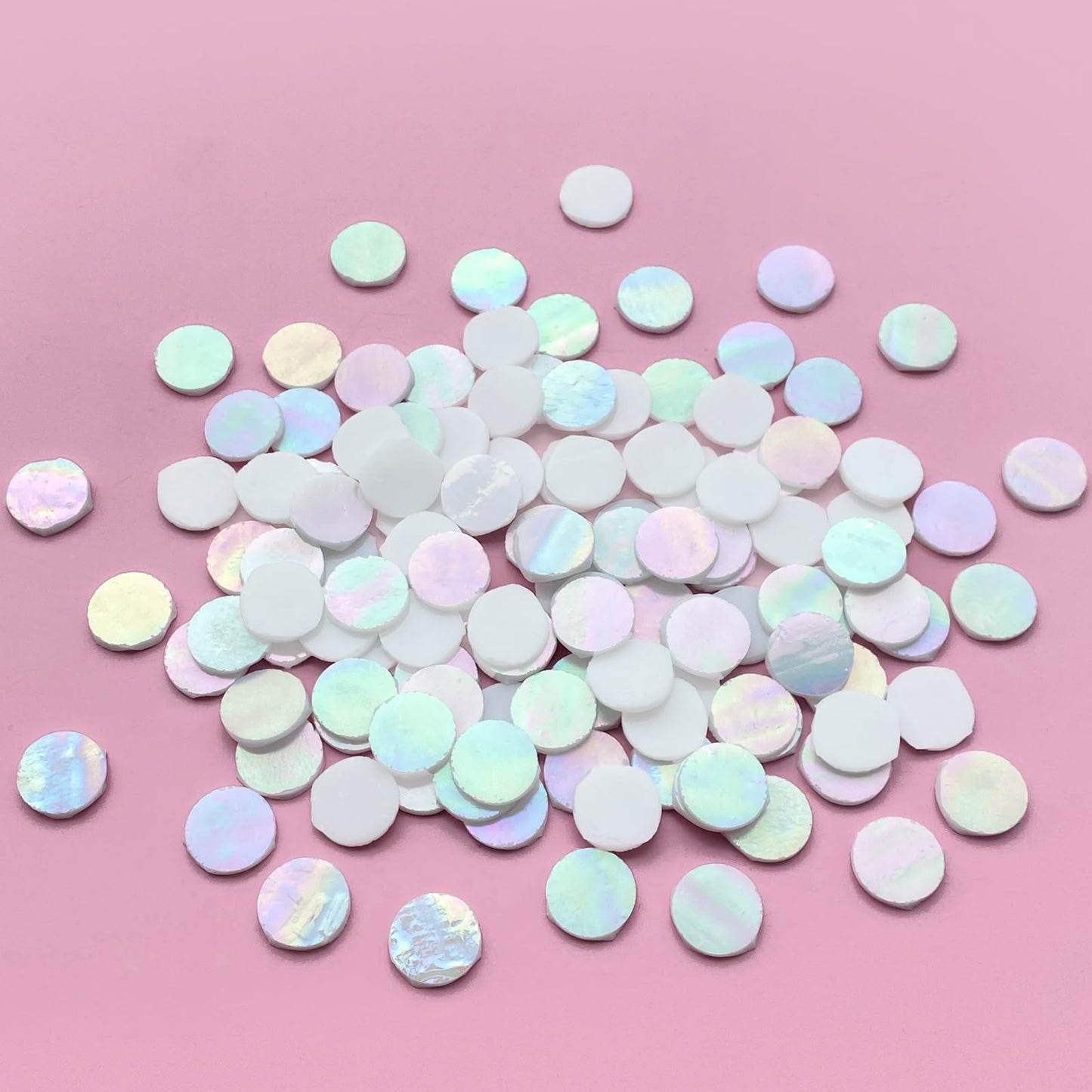 ILLUCKAI 3/4" Round Iridescent Stained Glass Mosaic Tiles for Crafts, 280g 125pcs Circle Mosaic Glass Pieces, Mosaic Kit Supplies for Home Decor(Iridescent White)