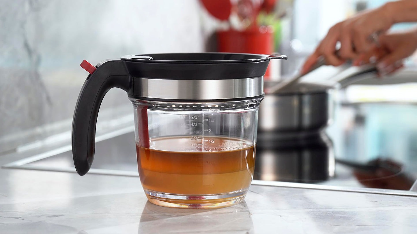 Cuisipro Fat Separator with Bottom Release, Plastic, 4 Cup Strainer with Handle, Grease Strainer Dishwasher Safe, Oil Separator for Kitchen