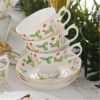 Wild Strawberry Pattern Retro Ceramic Coffee Cup and Teapot Set with Tower Design for Afternoon Tea