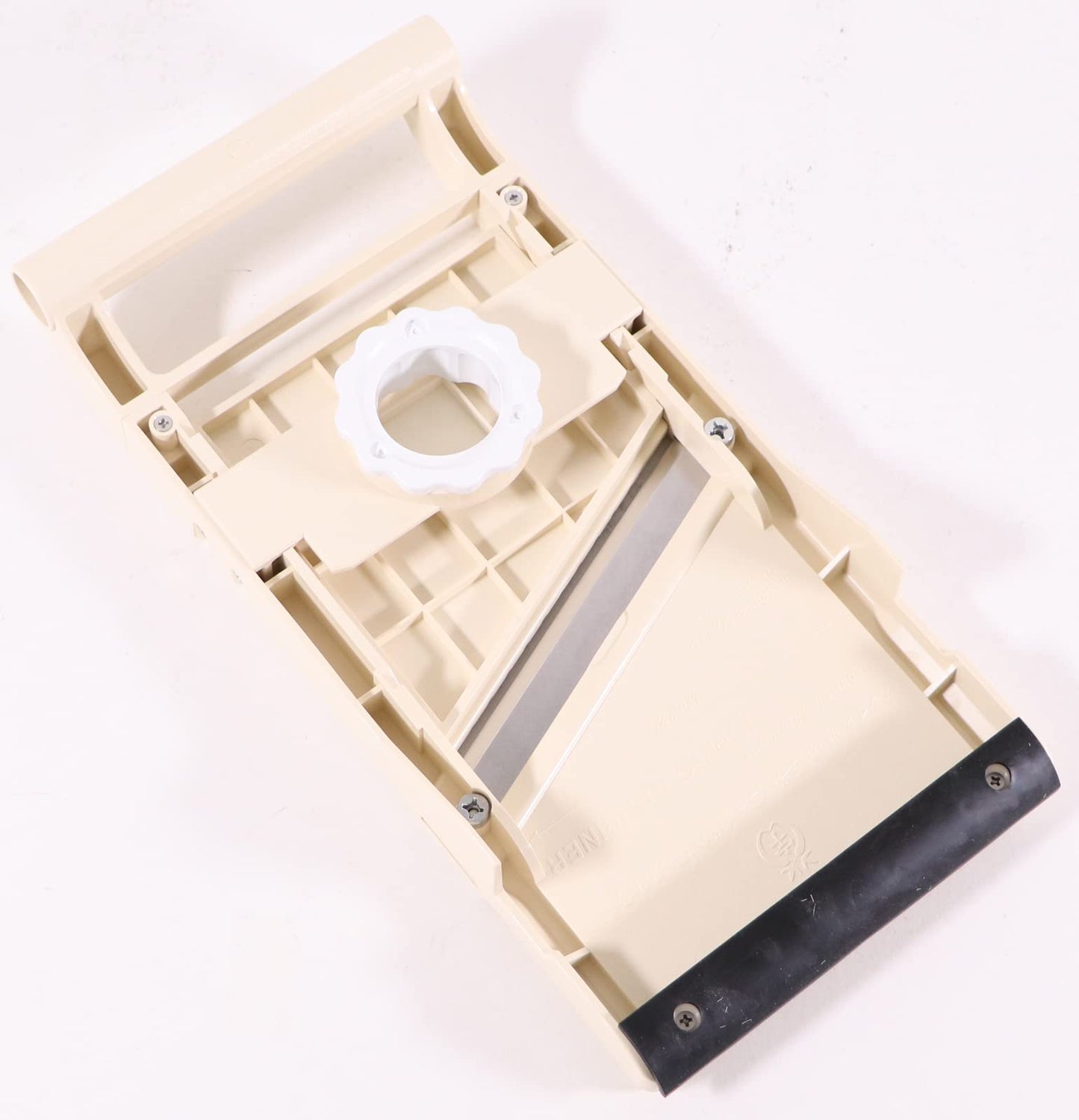 Benriner Mandoline Jumbo Slicer, Japanese Stainless Steel Blade, Beige