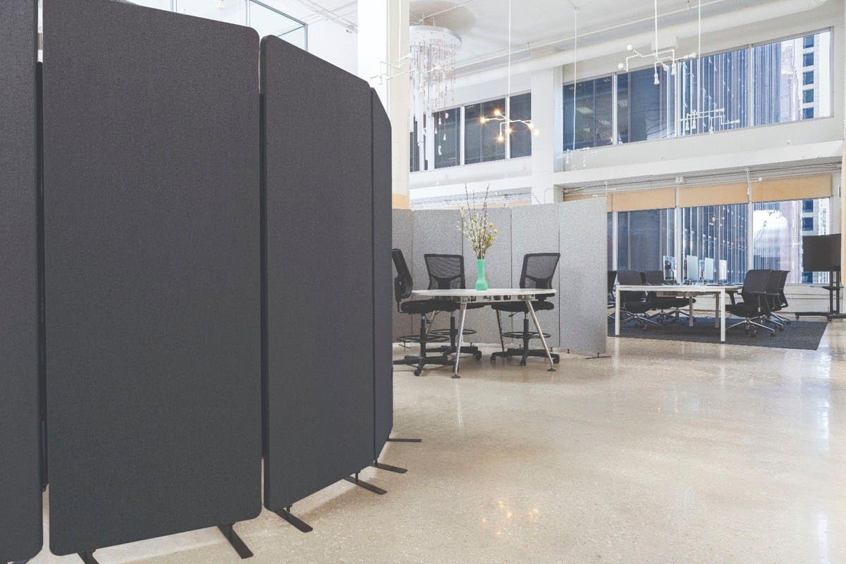 Stand Up Desk Store ReFocus Freestanding Noise Reducing Acoustic Room Wall Divider Office Partition (Ash Grey, 72" x 66", Zippered 3-Pack)