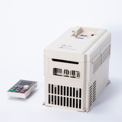 MOLLOM VFD 220V 7.5KW 32A 10HP Single or Three Phase Input to 3 Phase 0-3000 Hz Output Variable Frequency Drive Control Inverter for Spindle Motor CNC Speed Control
